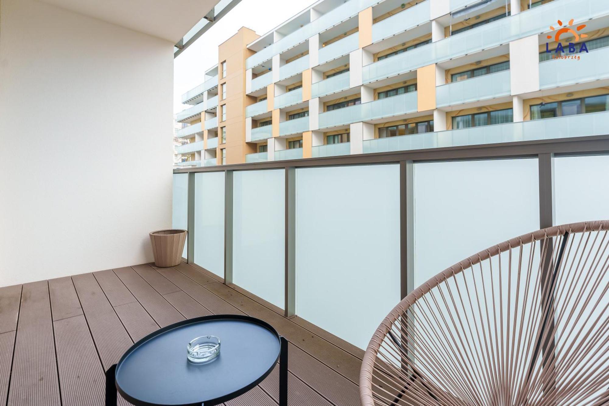Laba Kolobrzeg Apartamenty Kasprowicza 20Ab ภายนอก รูปภาพ