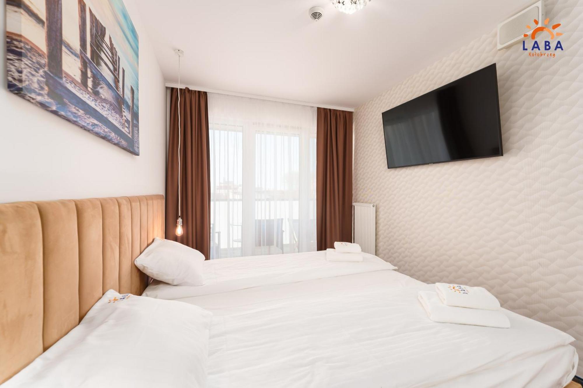 Laba Kolobrzeg Apartamenty Kasprowicza 20Ab ภายนอก รูปภาพ