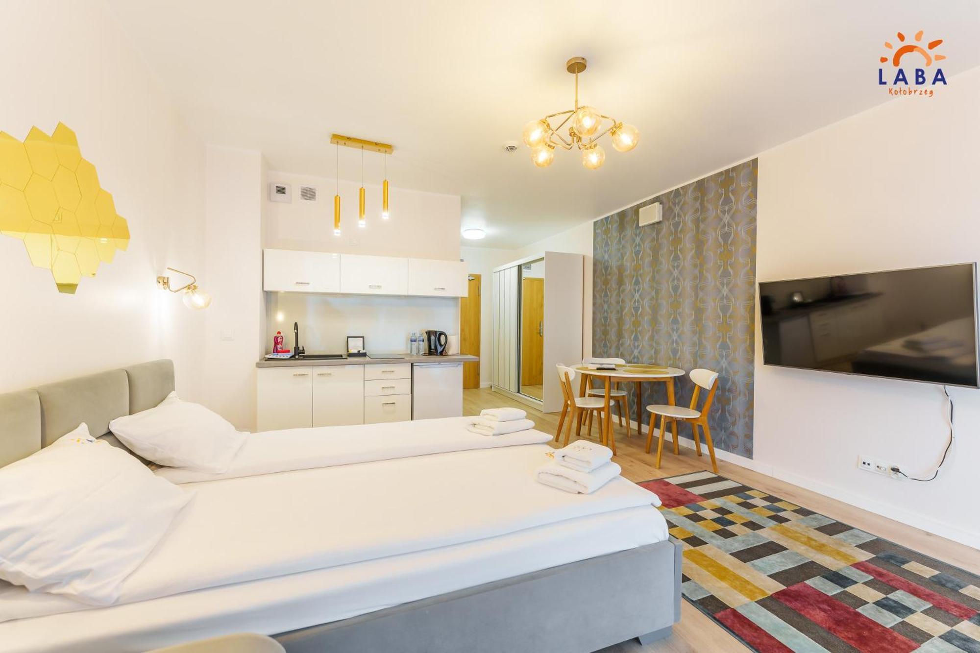 Laba Kolobrzeg Apartamenty Kasprowicza 20Ab ภายนอก รูปภาพ