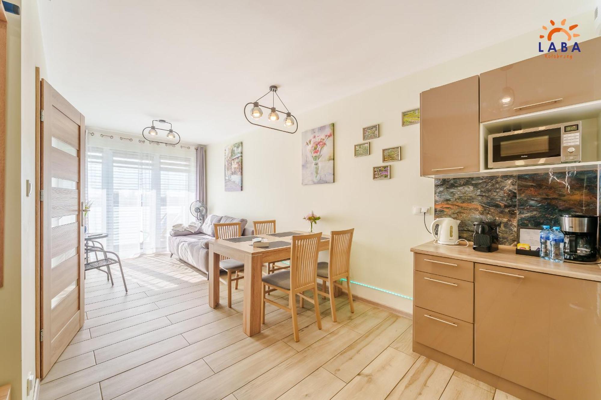 Laba Kolobrzeg Apartamenty Kasprowicza 20Ab ภายนอก รูปภาพ