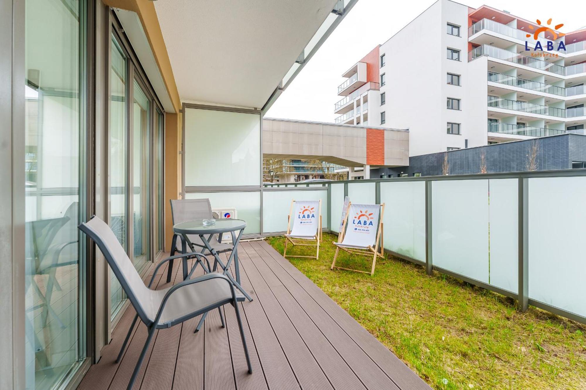 Laba Kolobrzeg Apartamenty Kasprowicza 20Ab ภายนอก รูปภาพ