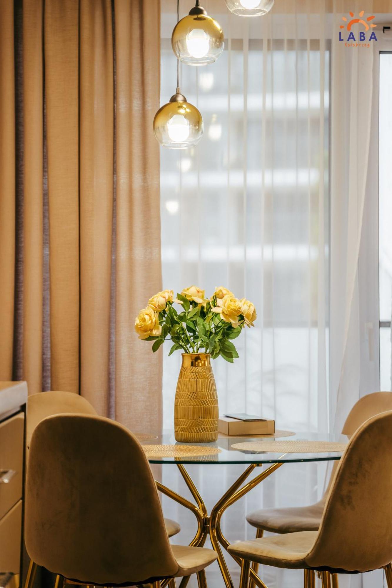Laba Kolobrzeg Apartamenty Kasprowicza 20Ab ภายนอก รูปภาพ