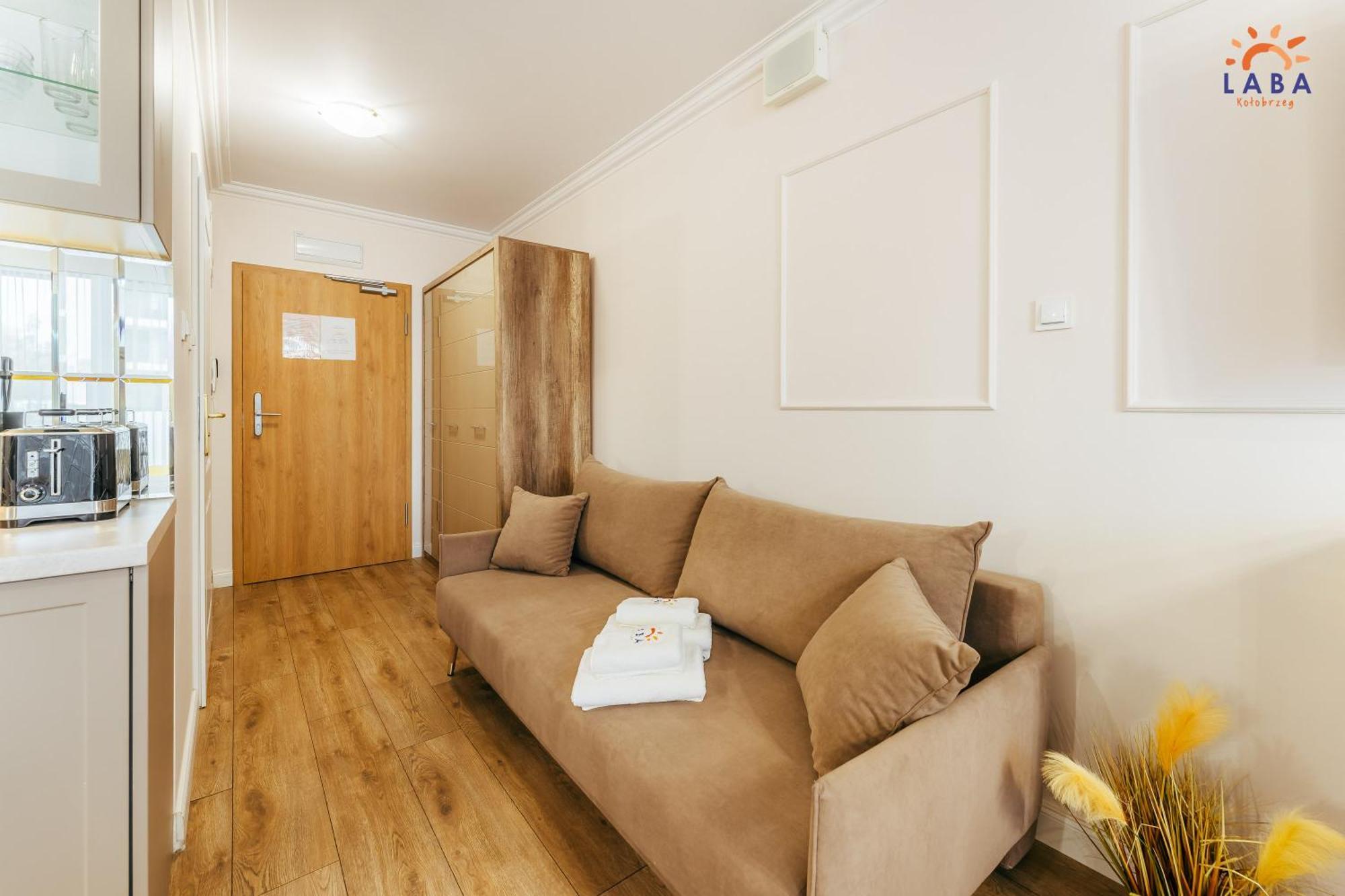 Laba Kolobrzeg Apartamenty Kasprowicza 20Ab ภายนอก รูปภาพ